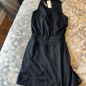 Sweaty Betty: Athletic fun spring dress